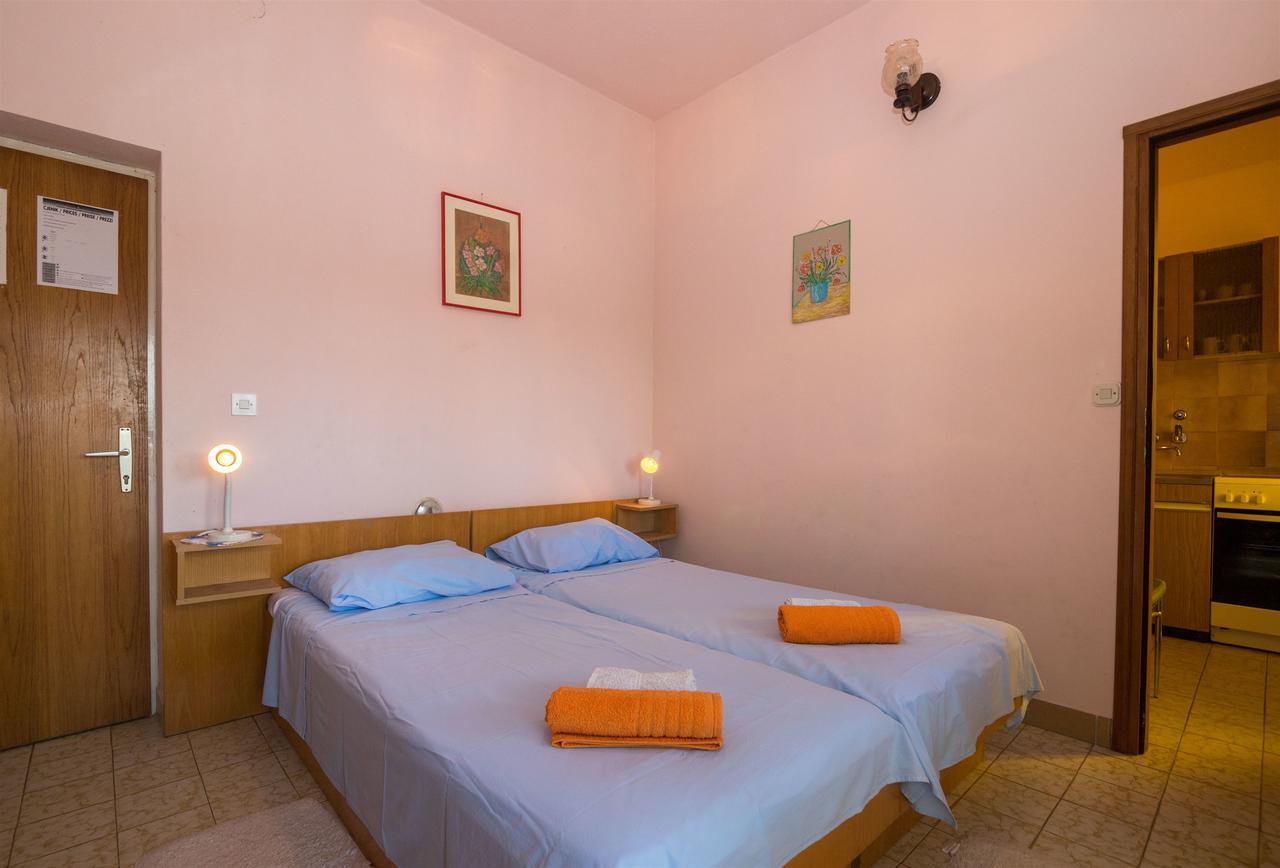 Apartments Ante Kaštela エクステリア 写真