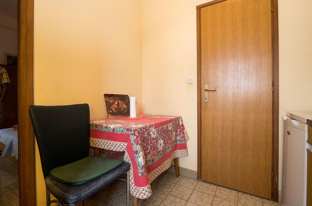Apartments Ante Kaštela エクステリア 写真